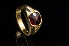 gents 14ky Garnet and diamond ring