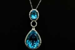 14kw blue topaz and diamond pend